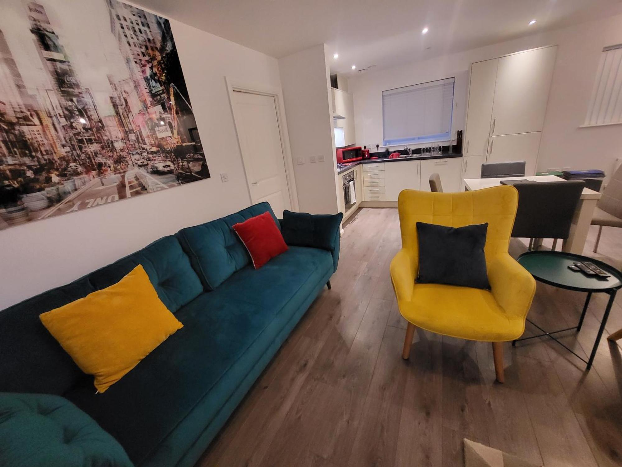Garland Modern Apartment, Dartford 1 With Parking Extérieur photo